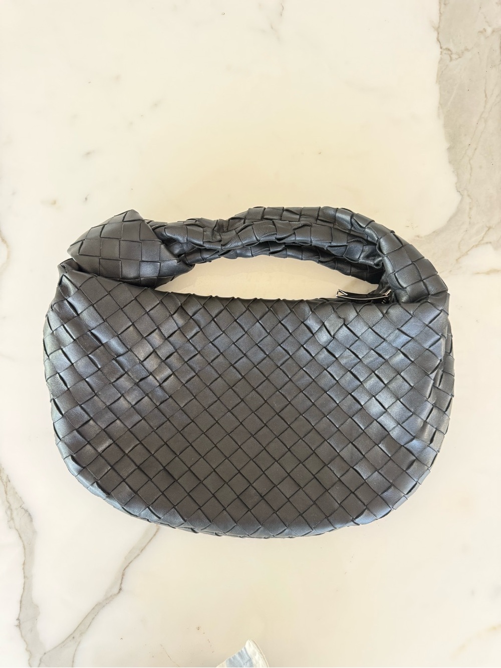 Bottega Veneta Black Jodie Teen Intrecciato Bag - Picture 3 of 13